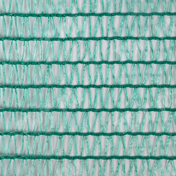 Фасадная сетка защитная, зеленая, 35 г/м², 4*100 м, затенение 35-40%