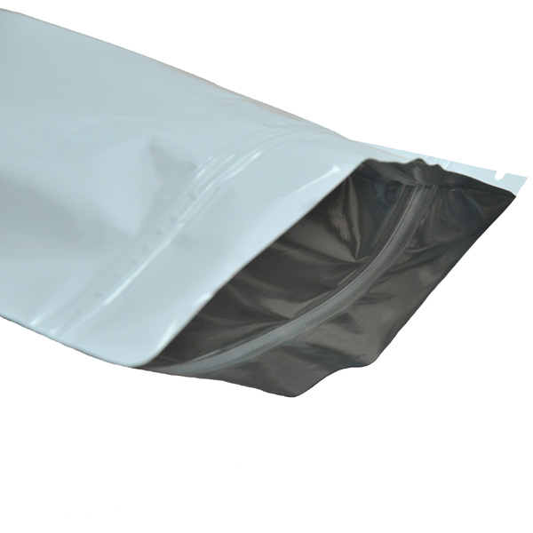 Фольгированный дой-пак с zip lock, белый, 18*24+4 см, 110 мкм (100 шт/уп) Фольгированный дой-пак с zip lock, белый, 18*24+4 см, 110 мкм (100 шт/уп)