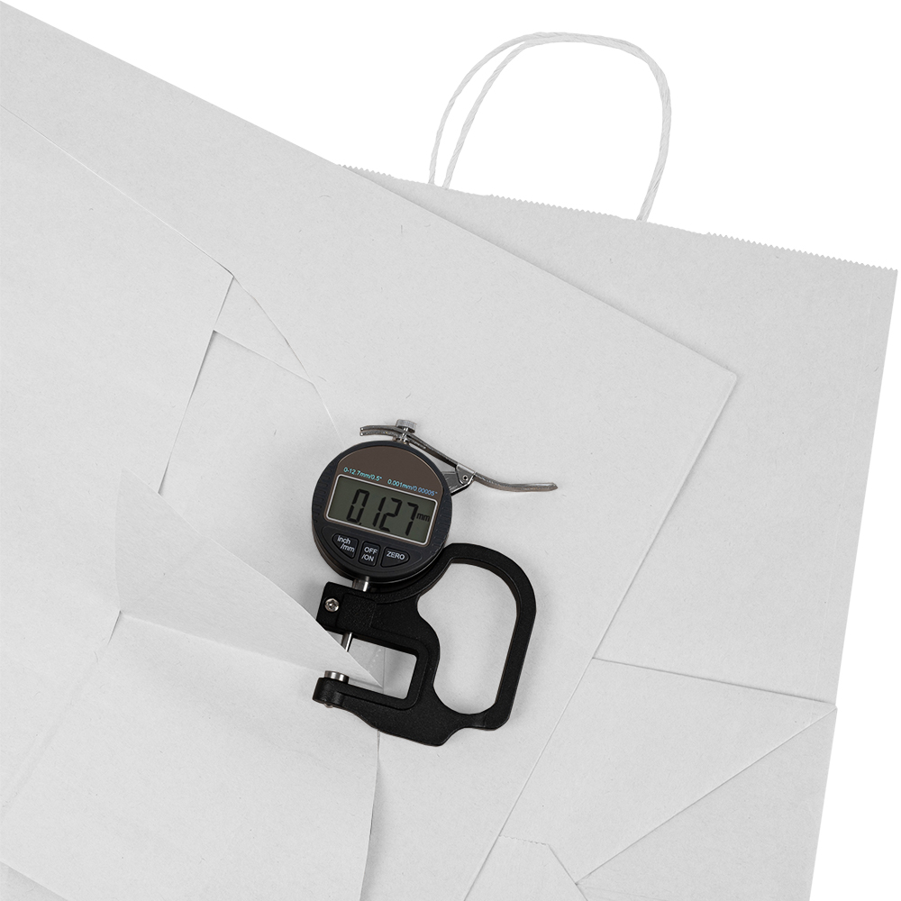 Белый пакет с крученой ручкой, 80 г/м², 32*18*37 см Белый пакет с крученой ручкой, 80 г/м², 32*18*37 см