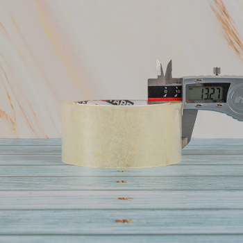 Клейкая лента прозрачная Utape, 48мм*66м*45мкм